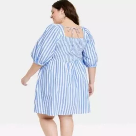 NEW Blue Striped Plus Sz 3X or 4X Smocked Cotton Square Neck Dress Side Pockets - Picture 2 of 3